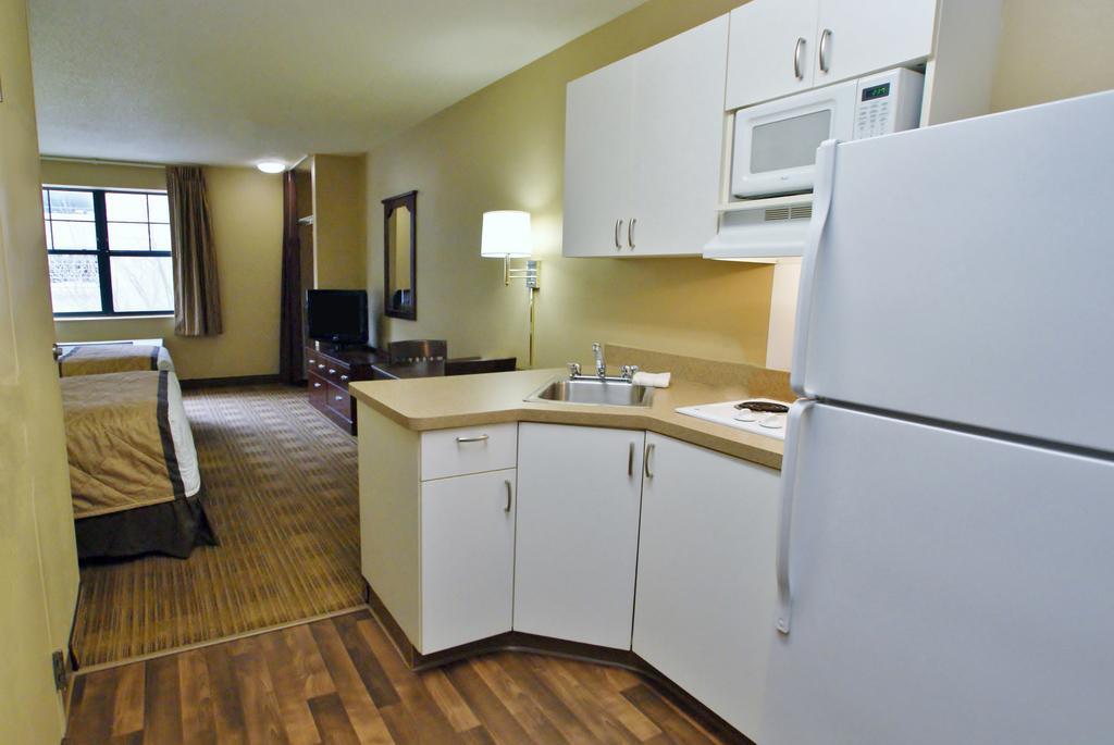 Extended Stay America Suites - Milwaukee - Waukesha Kültér fotó